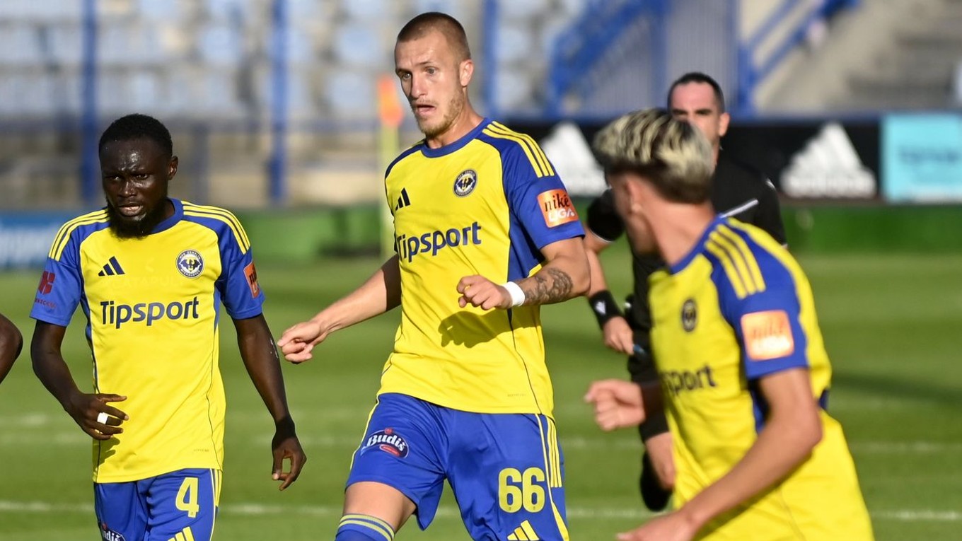 Abdul Zubairu, Martin Bednár a Artúr Musák (všetci Michalovce).