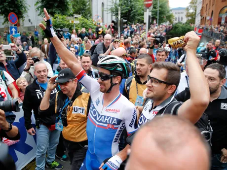 Peter Sagan spečatil na MS v Bergene 2017 víťazný hetrik. 