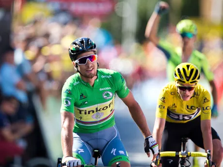 Peter Sagan a Chris Froome v 11. etape Tour de France 2016. 