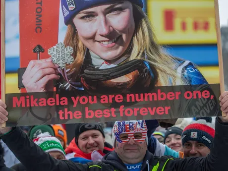 Fanúšik Mikaely Shiffrinovej v českom Špindlerovom Mlyne.