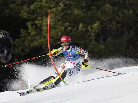 Lena Dürrová počas slalomu v Lienzi 2023.