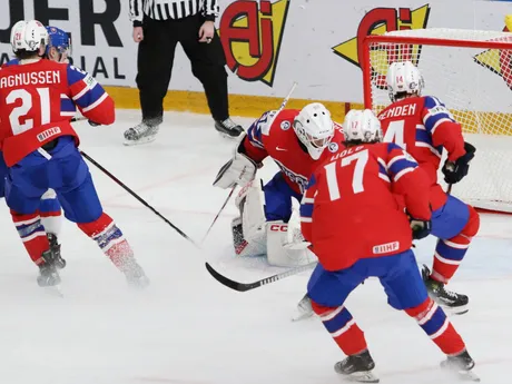 Momentka zo zápasu Slovensko - Nórsko na MS v hokeji do 20 rokov 2024.