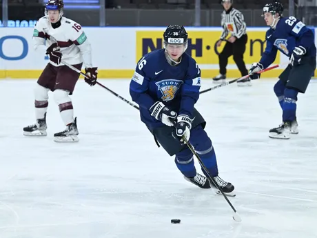 Janne Naukkarinen v zápase Lotyšsko - Fínsko na MS v hokeji U20 2024. 