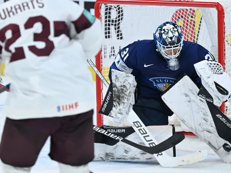 Noa Vali v zápase Lotyšsko - Fínsko na MS v hokeji U20 2024. 