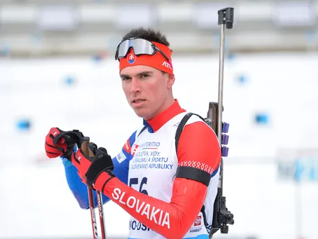 Tomáš Sklenárik  pred stíhacími pretekmi mužov na 12,5 km na majstrovstvách Európy v biatlone v Osrblí.