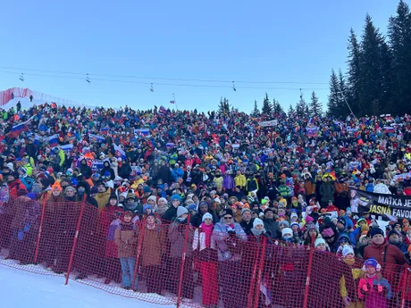 Fanúšikovia počas slalomu v Jasnej 2024.