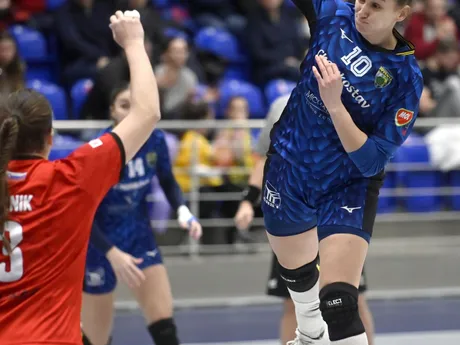 Marianna Paľová (Michalovce) v zápase odvety osemfinále Európskeho pohára EHF v hádzanej žien MŠK Iuventa Michalovce - ŽRK Mlinotest Ajdovščina. 