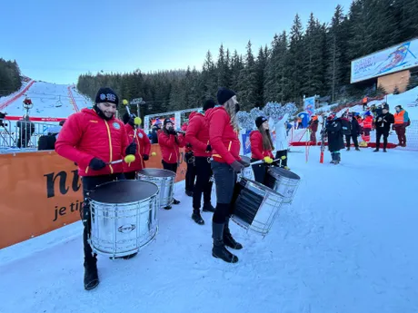 Divákov počas obrovského slalomu v Jasnej čakal aj sprievodný program.