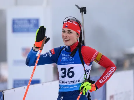 Ema Kapustová počas vytrvalostných pretekov žien na 15 km majstrovstiev Európy v biatlone v Osrblí.