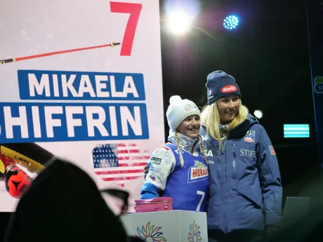 Mikaela Shiffrinová počas žrebovania čisel na obrovský slalom v Jasnej. 