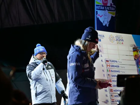 Mikaela Shiffrinová odštartuje v obrovskom slalome v Jasnej s číslom sedem. 