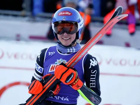 Mikaela Shiffrinová po obrovskom slalome v Jasnej 2024.
