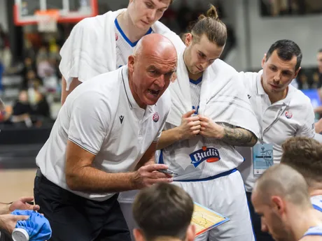 Tréner slovenskej basketbalej reprezentácie Aramis Naglič v zápase Slovensko - Belgicko kvalifikácie ME 2025