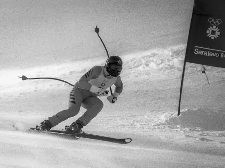 Jana Šoltýsová-Gantnerová skončila v zjazde na zimných olympijských hrách 1984 v Sarajeve piata.