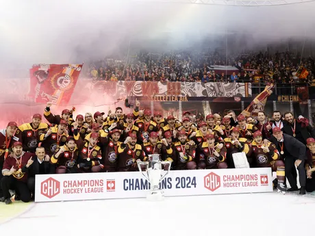 Momentka z finále hokejovej Ligy majstrov HC Genéve-Servette - Skellefteå AIK 3:2.