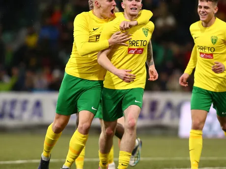 Vladimír Vaľko sa teší po strelenom góle v zápase MŠK Žilina - Borussia Dortmund v play-off mládežníckej Ligy majstrov.