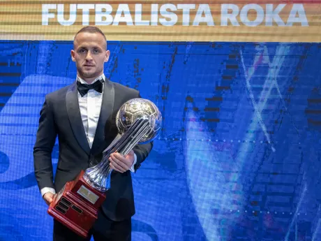 Stredopoliar SSC Neapol Stanislav Lobotka, ktorý sa stal po prvý raz najlepším futbalistom Slovenska za rok 2023