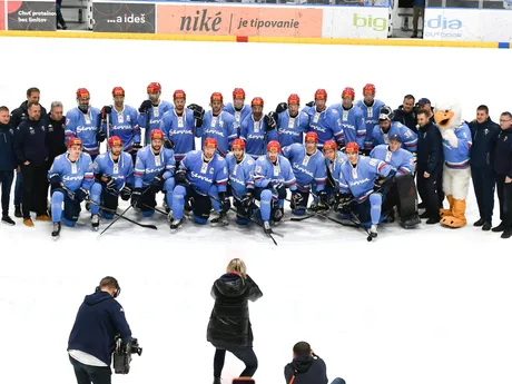HC Slovan Bratislava po víťazstve 5:2 v zápase 50. kola hokejovej Tipos extraligy HC Slovan Bratislava – HK 32 Liptovský Mikuláš.
