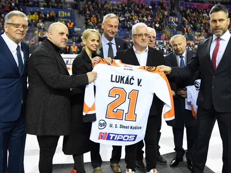 Hokejový klub HC Košice uviedol do svojej Siene slávy bratov Imricha, Jozefa a Vincenta Lukáčovcov pred zápasom 50. kola Tipos extraligy HC Košice – HK Dukla Trenčín.