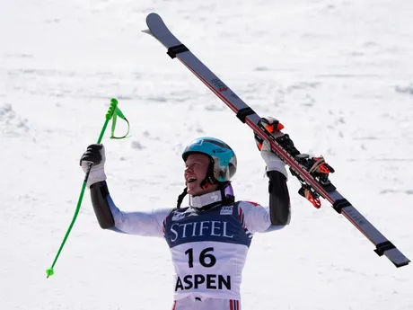 Nór Timon Haugan počas pretekov obrovského slalomu 2024, v Aspene, Colorado.