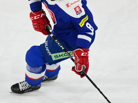 Oliver Okuliar (Slovensko) v prípravnom zápase pred MS 2024 v hokeji Slovensko - Česko.