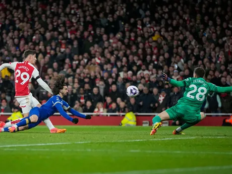 Kai Havertz strieľa gól v zápase Arsenal - Chelsea