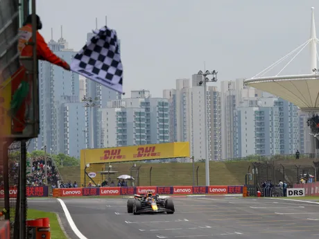 Max Verstappen sa stal víťazom šprintových pretekov pred Veľkou cenou Číny 2024.