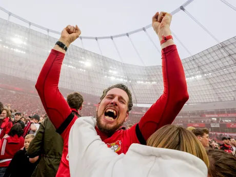 Oslavy Leverkusenu po zisku premiérového titulu v Bundeslige