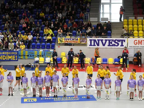 Hráčky MŠK Iuventa Michalovce nastupujú v prvom zápase semifinále Európskeho pohára EHF v hádzanej žien MŠK Iuventa Michalovce – Benfica Lisabon.