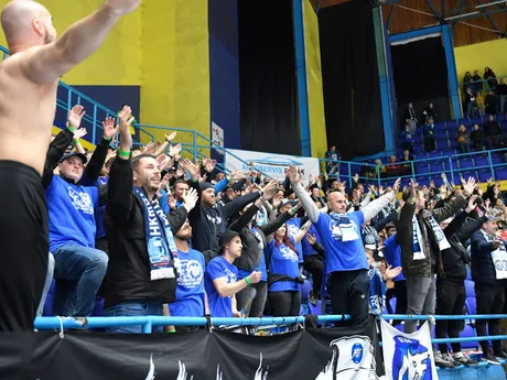 Fanklub Nitry po víťazstve v prvom finálovom zápase play off hokejovej Tipos extraligy HK Spišská Nová Ves - HK Nitra