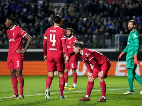 Futbalisti Liverpoolu končia vo štvrťfinále Európskej ligy, vyradila ich Atalanta.