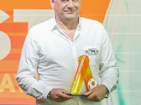 Na snímke tréner ŠK Slovan Bratislava Vladimír Weiss st. získal cenu za najlepšieho trénera Niké ligy za sezónu 2023/24.