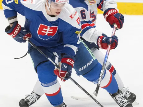 Juraj Slafkovský v prípravnom zápase Slovensko - USA v generálke na MS v hokeji 2024.