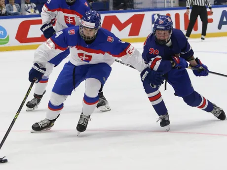Samuel Kupec v semifinálovom zápase Slovensko - USA na MS v hokeji hráčov do 18 rokov.