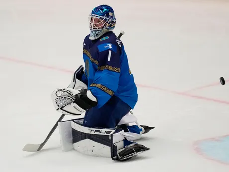 Nikita Boyarkin počas zápasu Kazachstan - Švédsko na MS v hokeji 2024. 