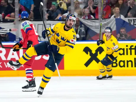 Marcus Johansson sa teší po strelenom góle v zápase Švédsko - Česko v semifinále MS v hokeji 2024.