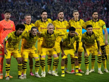 Futbalisti Borussie Dortmund v odvetnom semifinálovom zápase proti Paríž St. Germain.