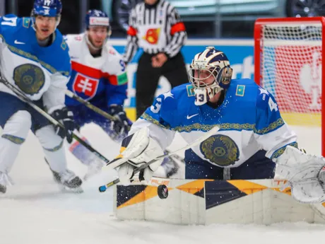 Matúš Sukeľ v zápase Slovensko - Kazachstan v skupine B na MS v hokeji 2024.