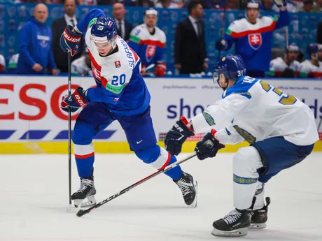 Juraj Slafkovský v zápase Slovensko - Kazachstan na MS v hokeji 2024.