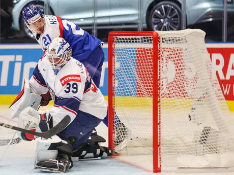 Miloš Kelemen v zápase Slovensko - USA v skupine B na MS v hokeji 2024.