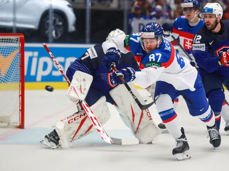 Pavol Regenda v zápase Slovensko - Francúzsko v skupine B na MS v hokeji 2024.