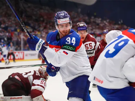 Peter Cehlárik v zápase Slovensko - Lotyšsko v skupine B na MS v hokeji 2024.