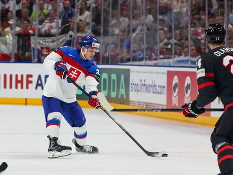 Juraj Slafkovský v zápase Slovensko - Kanada vo štvrťfinále MS v hokeji 2024