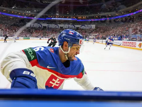 Momentka zo zápasu Slovensko - Kanada vo štvrťfinále MS v hokeji 2024.