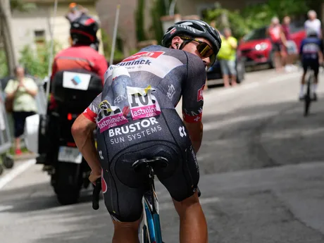 Silvan Dillier počas 1. etapy na Tour de France 2024.