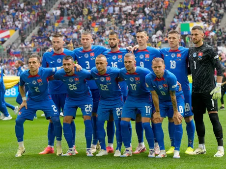 Hráči Slovenska pred zápasom Slovensko - Ukrajina v skupine E na EURO 2024 (ME vo futbale).