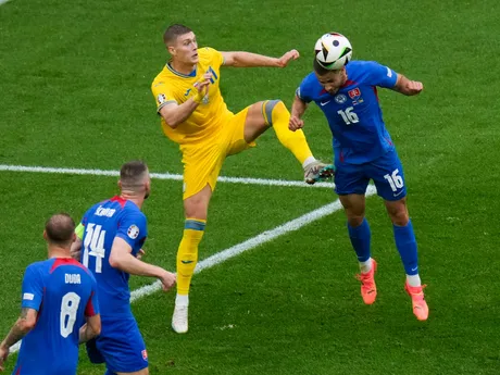Dávid Hancko v zápase Slovensko - Ukrajina v skupine E na EURO 2024 (ME vo futbale).