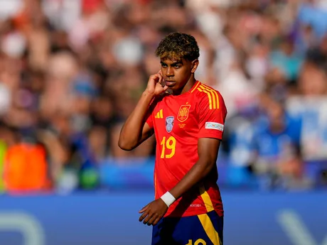 Španiel Lamine Yamal sa stal najmladším hráčom, ktorý nastúpil na ME vo futbale. 