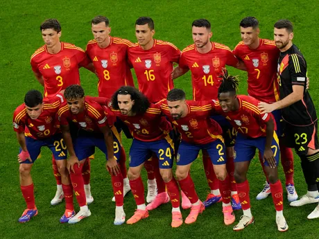 Futbalisti Španielska v zápase Španielsko - Taliansko na EURO 2024. 