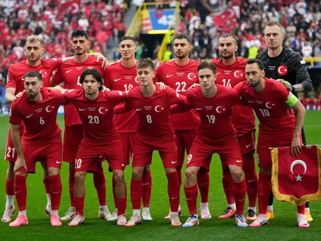 Tureckí futbalisti v zápase Turecko - Gruzínsko na EURO 2024.
